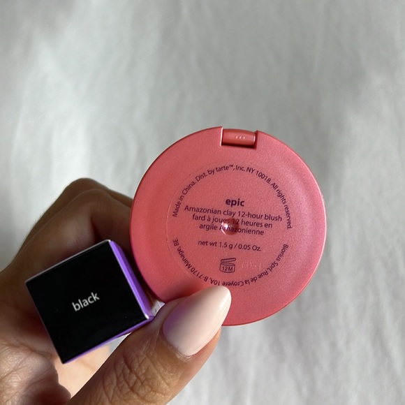NIB Tarte bundle Maneater full-size black mascara + Amazonian 12 hour blush epic - Picture 2 of 2